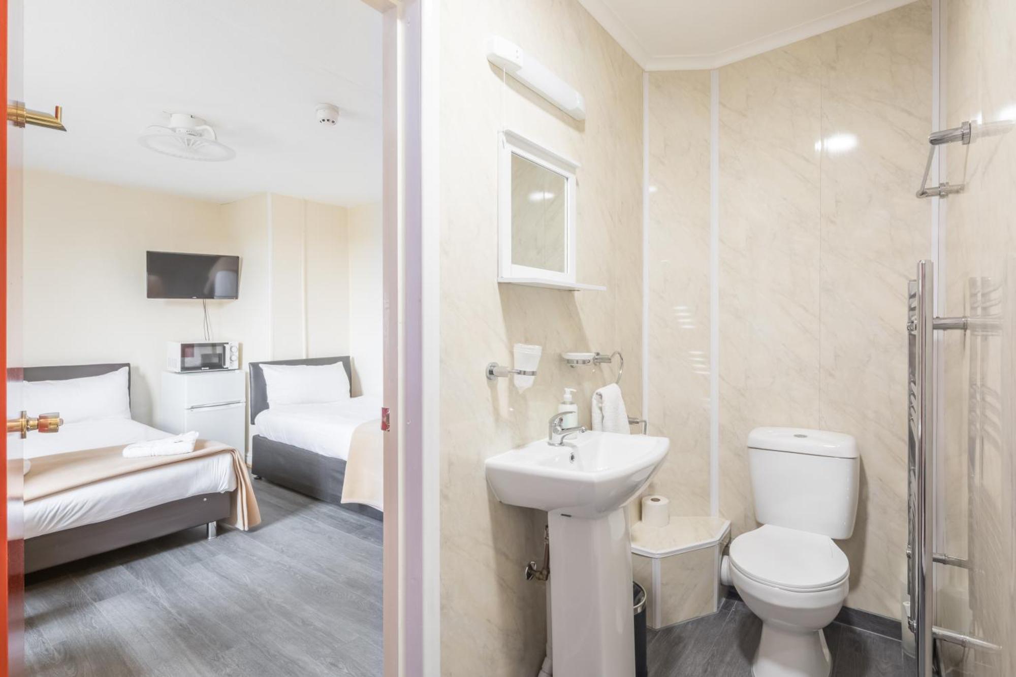 Rasa Sayang House - Self-Check-In Guesthouse Oxford Extérieur photo