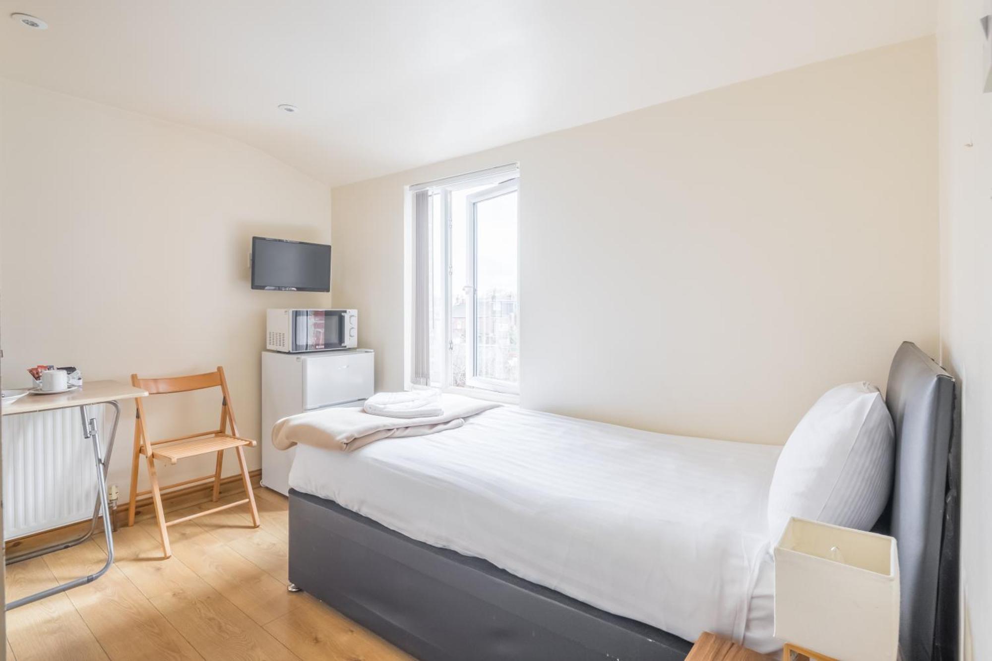 Rasa Sayang House - Self-Check-In Guesthouse Oxford Extérieur photo